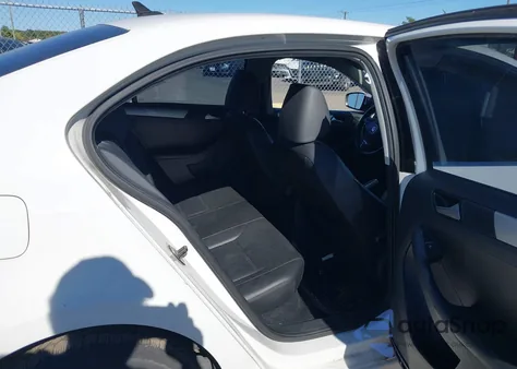 2014 Volkswagen Jetta 1.8T Se из США, поврежденный, VIN 3VWD17AJ1EM374035